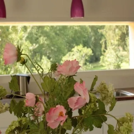 House Domaine De Broual: Cote Donjon بيت للعطل
